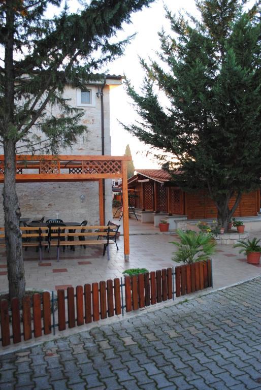 La Casetta Dei Sogni D'Oro Castellana Grotte Exterior photo